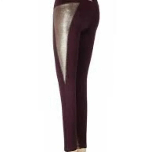 Aerie chill play move S maroon with metallic side leggings - Picture 7 of 8